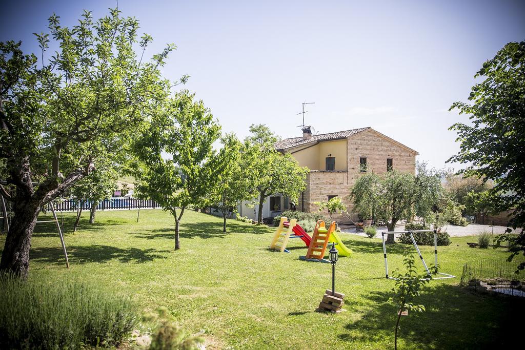 Colmurano Il Casale Di Aurora Country House المظهر الخارجي الصورة