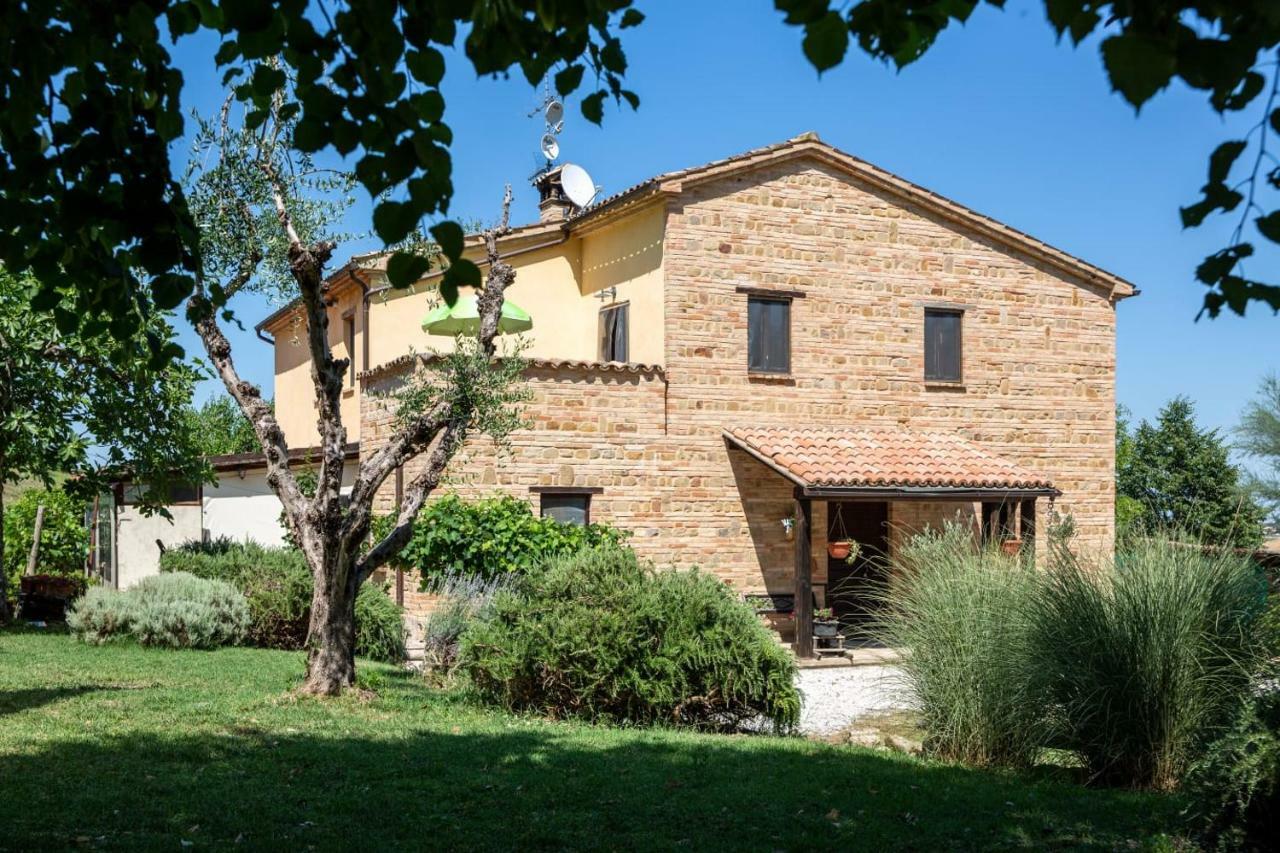 Colmurano Il Casale Di Aurora Country House المظهر الخارجي الصورة
